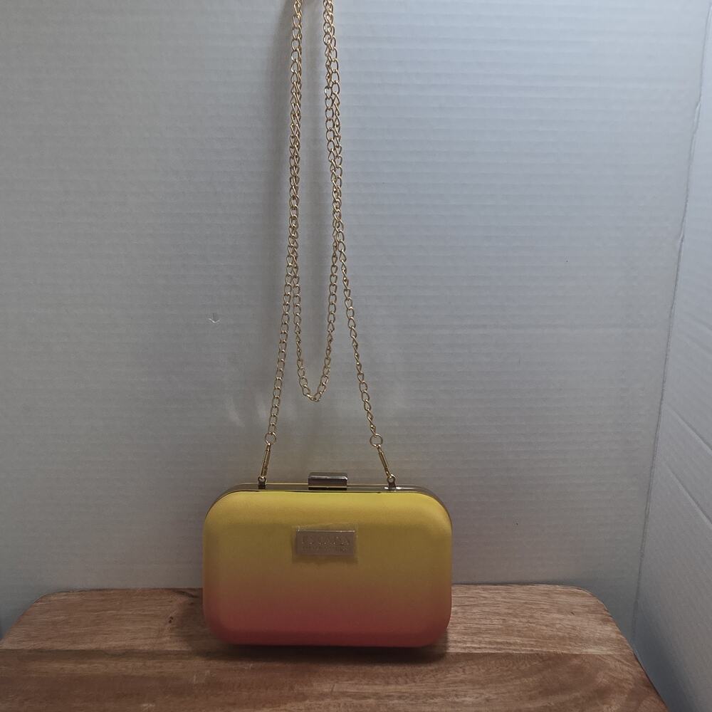 Escada Fiesta Carioca Ombre Clutch Bag Yellow Pink Acrylic Chain Shoulder